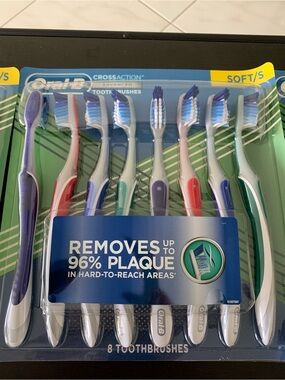 Oral-B CrossAction Soft Toothbrush Pack - 3 set Multicolor (8 Pack each set) NE